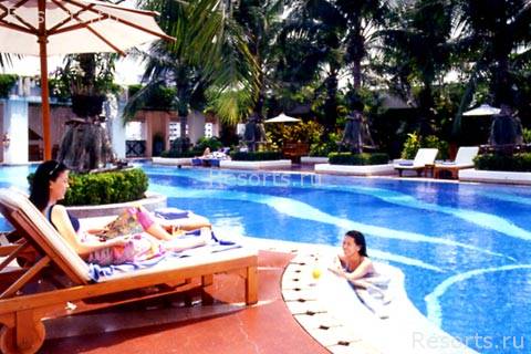 Emporium Suites Hotel 21